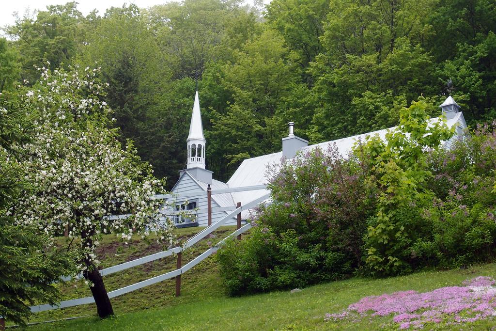Le Petit Clocher Gite Touristique B & B Saint-Sauveur Exterior photo
