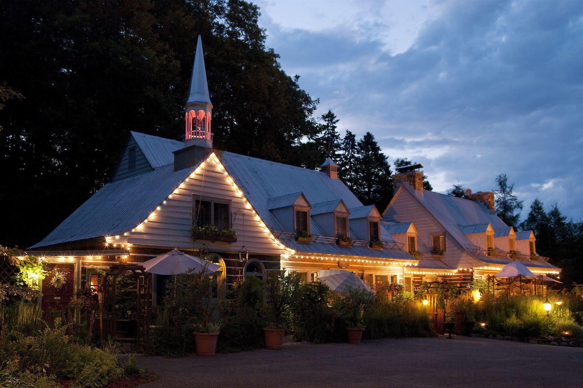 Le Petit Clocher Gite Touristique B & B Saint-Sauveur Exterior photo