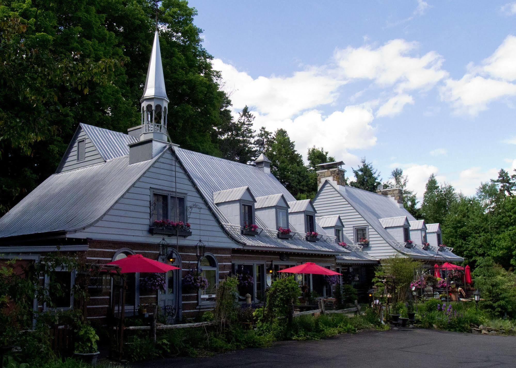 Le Petit Clocher Gite Touristique B & B Saint-Sauveur Exterior photo